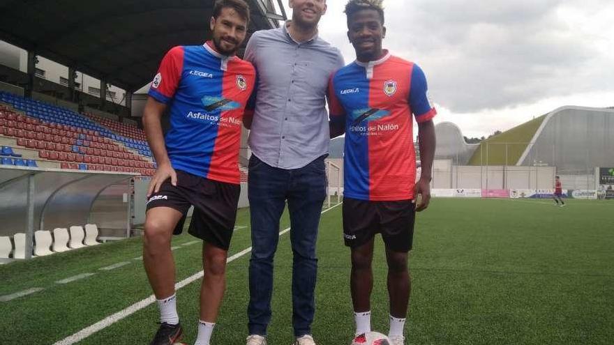 Dani Abalo, Michu y Samba, ayer, en Ganzábal.