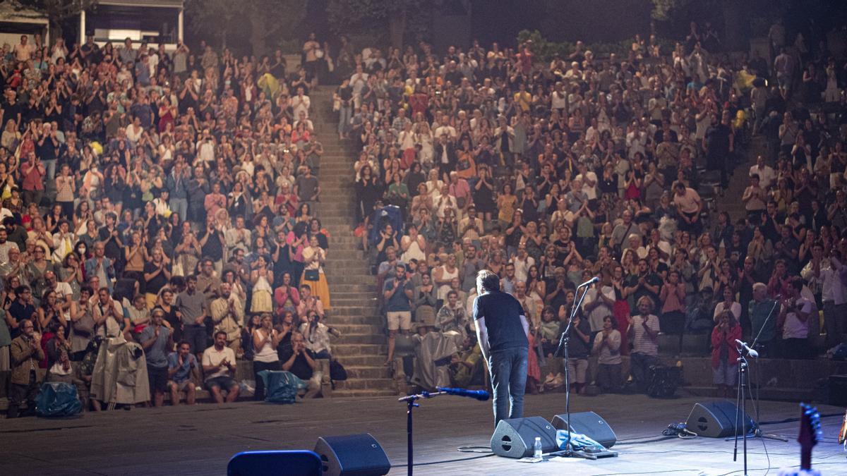 Roger Mas, en el concierto de 25º aniversario de su carrera que ofreció en el Grec