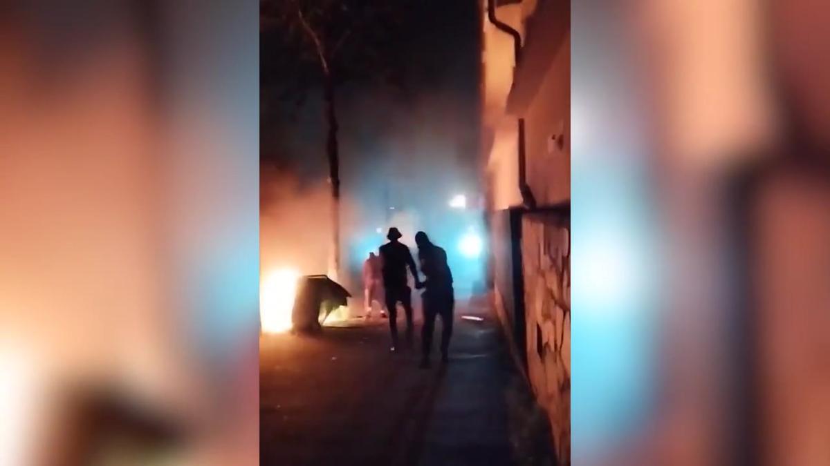 Muere un bombero que extinguía un incendio provocado por los disturbios en Francia.