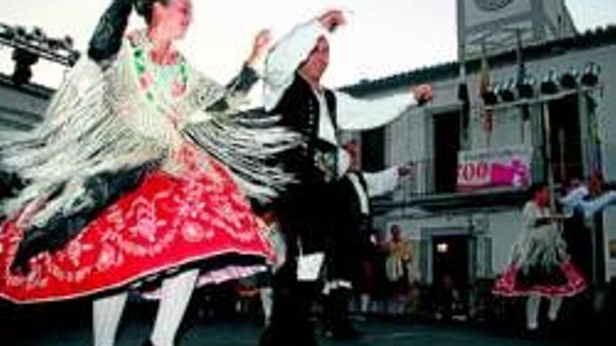 Monroy prepara su festival folclórico por Santa Ana