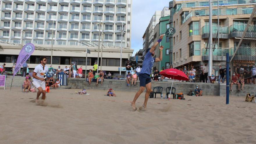 Las Canteras corona a Antomi Ramos y Omayra Farías