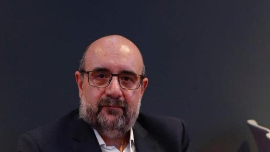 El presidente del CSIF: &quot;Los responsables de la lentitud burocrática en la Administración son los políticos&quot;