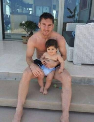 El hijo del futbolista Messi se llama Thiago, o lo que es lo mismo, Diego en castellano.