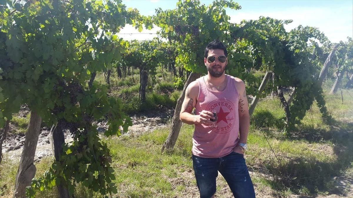 Matías Messi, en unos viñedos de Mendoza.