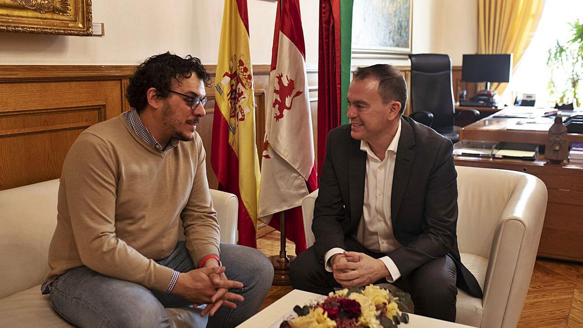 Del Bien y Requejo, durante una reunión previa a la pandemia. |