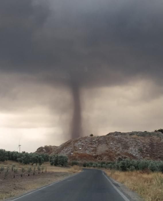 Un tornado atraviesa Campillos