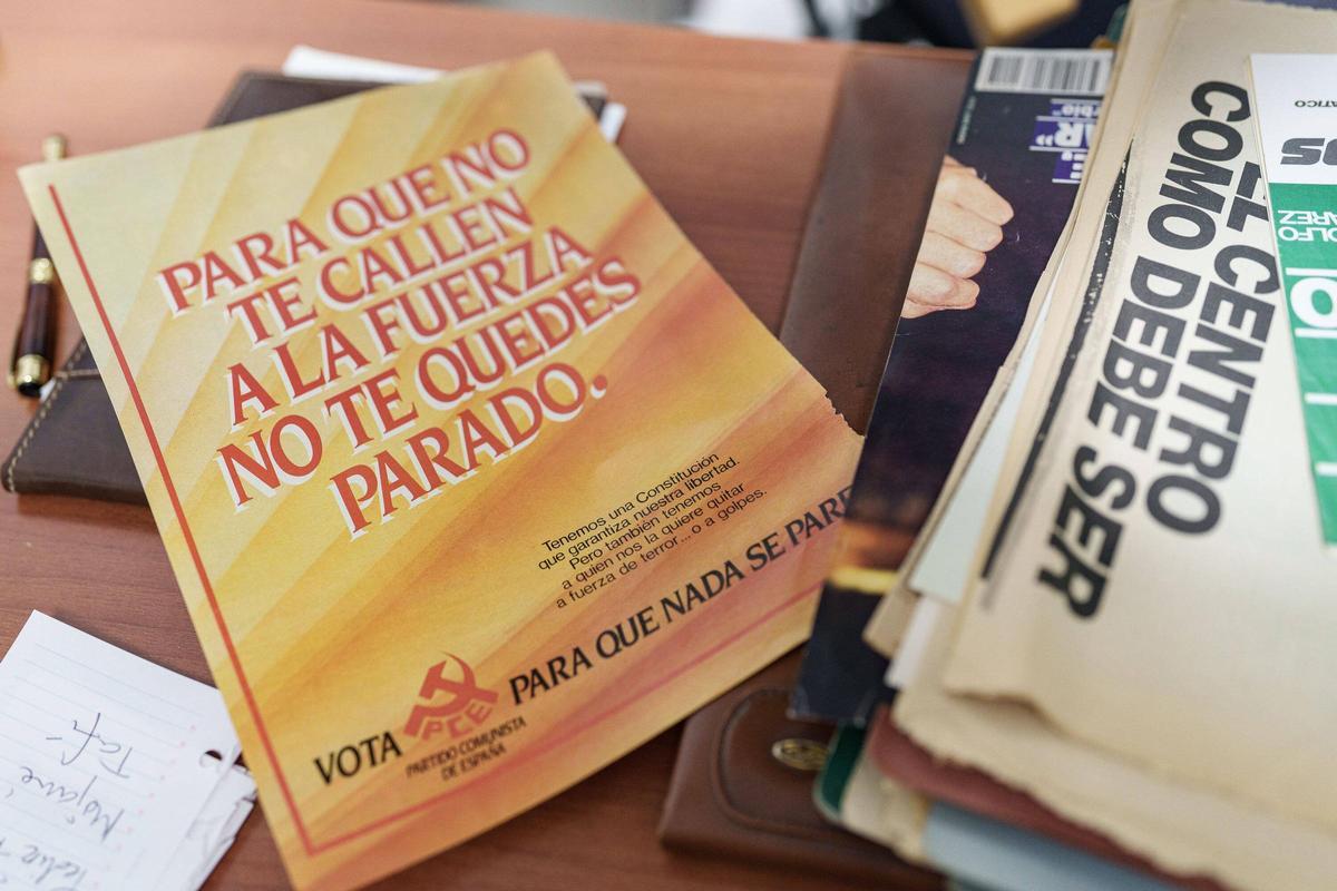 Cumple años el día de las elecciones y lleva toda la vida guardando papeletas.