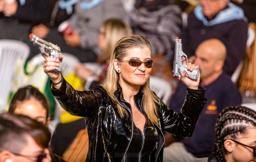 Desfile de carrozas de las fiestas de Benidorm