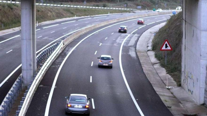 La autovía entre Santiago y A Estrada finaliza ahora en A Ramallosa. // BernabéLuismy