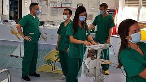 Sanidad permite  la vuelta al trabajo de sanitarios en cuarentena por ser contacto estrecho de un caso positivo