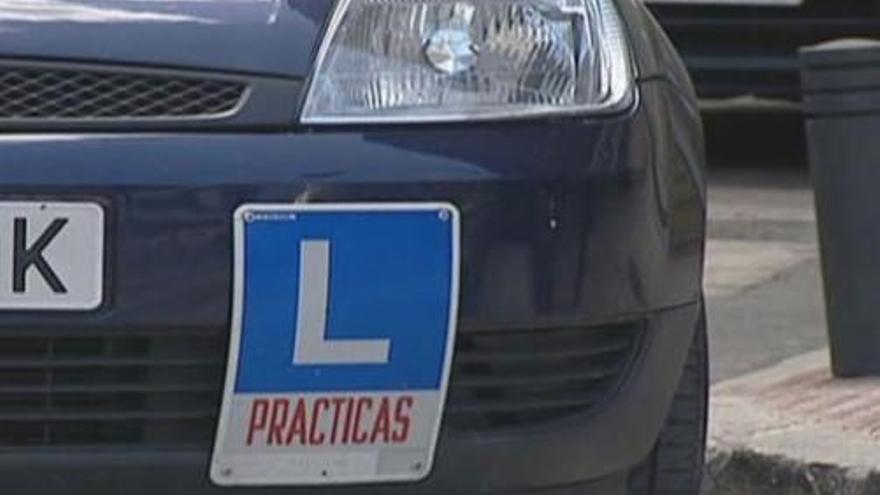 Un profesor de autoescuela da positivo en cocaína durante una práctica con un alumno