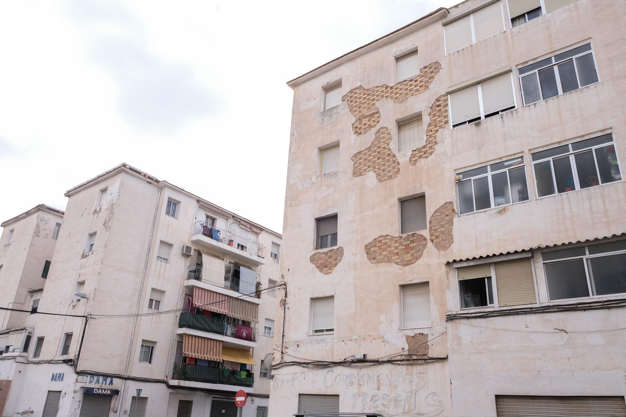 Lo que Pedro Sánchez no vio en el barrio de San Antón de Elche