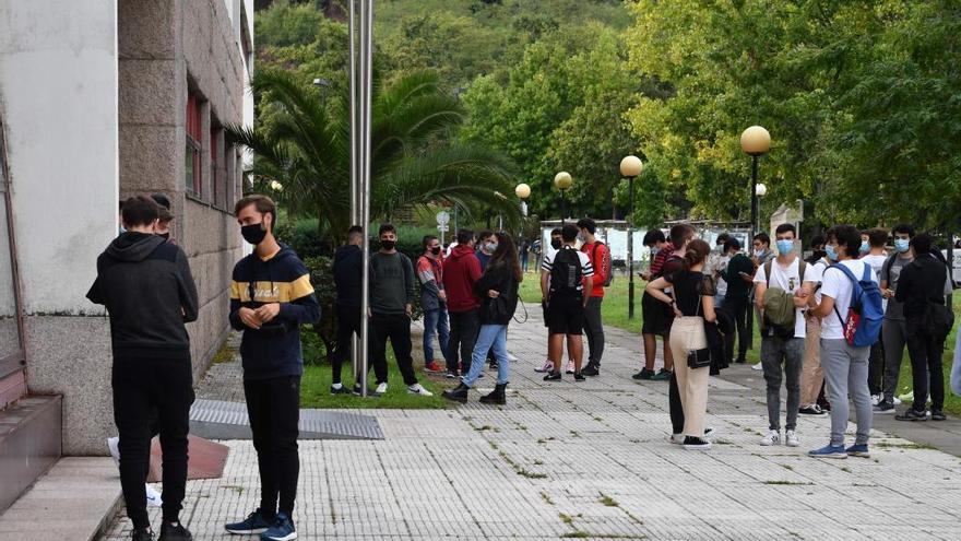 Regreso a las aulas en la Universidad de A Coruña. // V. Echave