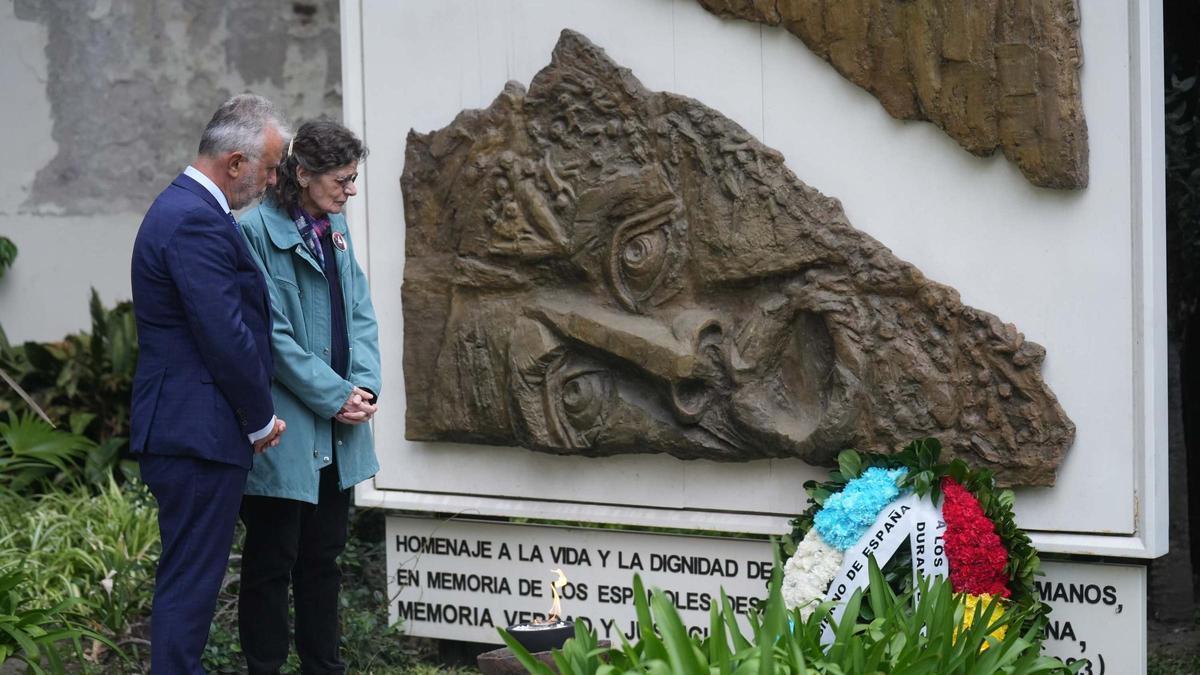 El Gobierno de España rinde homenaje en Buenos Aires a los 307 españoles desaparecidos en la dictadura argentina 1976-1983