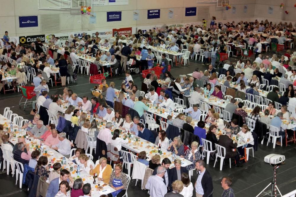 Paella solidaria de Manos Unidas en Cartagena