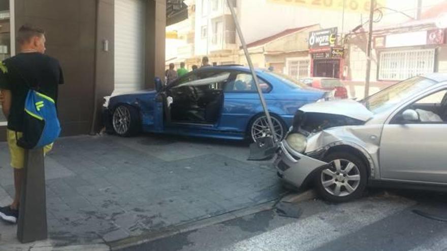 Dos motoristas y el conductor de un coche fallecen en tres accidentes