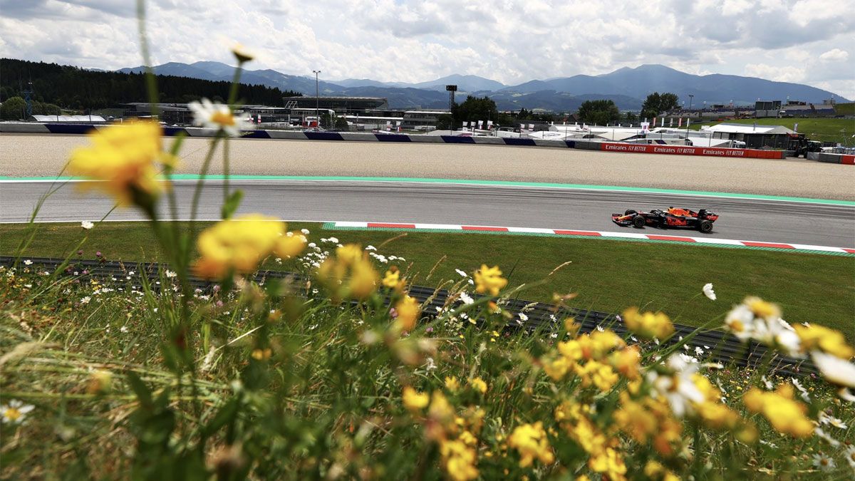 Max Verstappen, al frente de las dos primeras sesiones libres en el Red Bull Ring