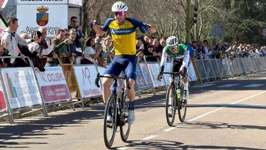 Don Benito deja a Luke David Valenti como primer líder de la Copa de España de ciclismo