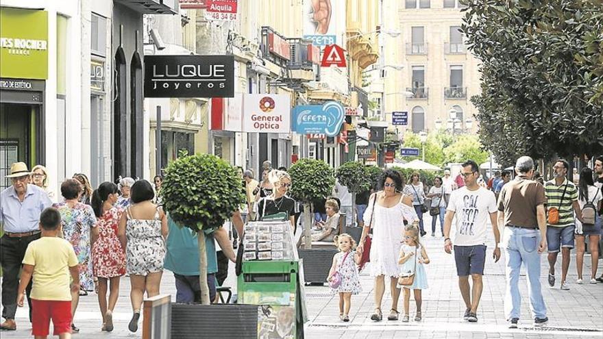 El centro comercial es la zona que más población pierde del casco en 20 años