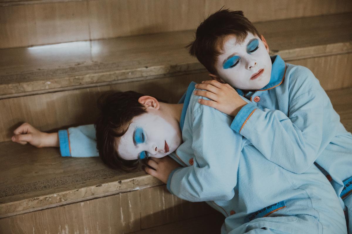 Así ensaya la Escolanía de Los Palacios la ópera 'El suelo de una noche de verano' en el Teatro de la Maestranza