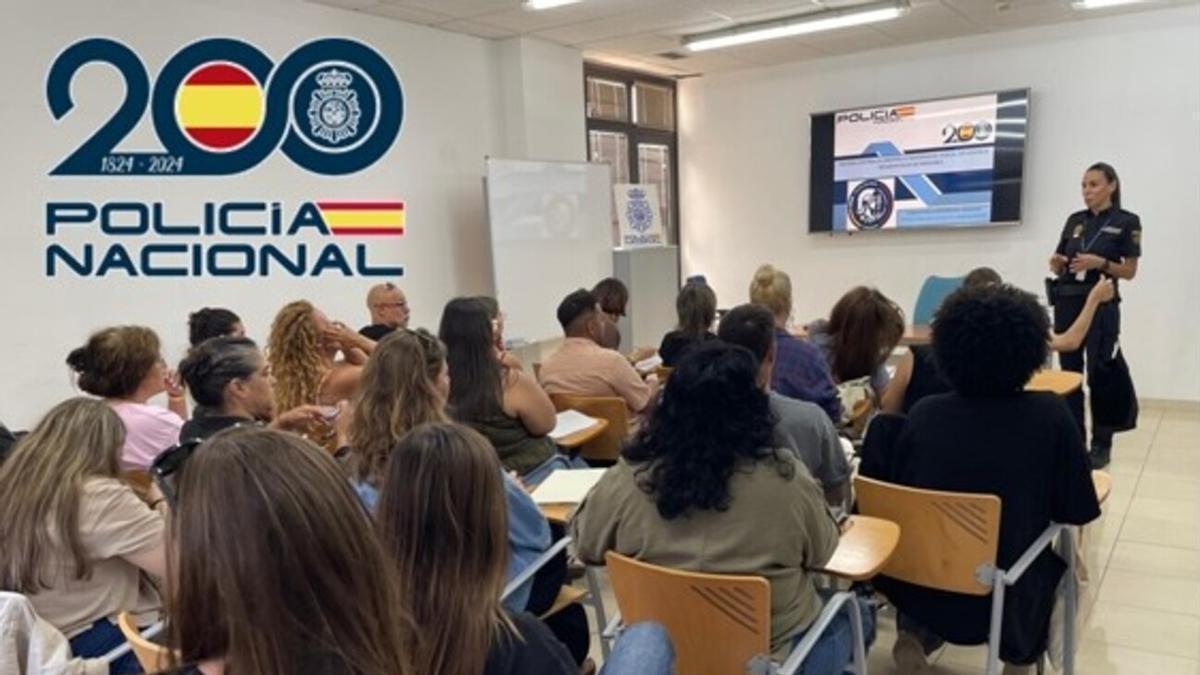 Formación de la Policía Nacional a trabajadores de centros de menores de Arrecife