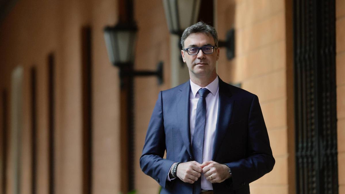 El vicepresidente del Govern, Antoni Costa, antes de la entrevista.