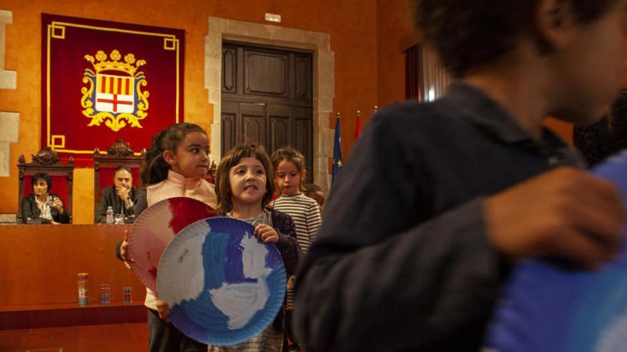 Acte institucional pels drets dels infants a l&#039;Ajuntament de Manresa