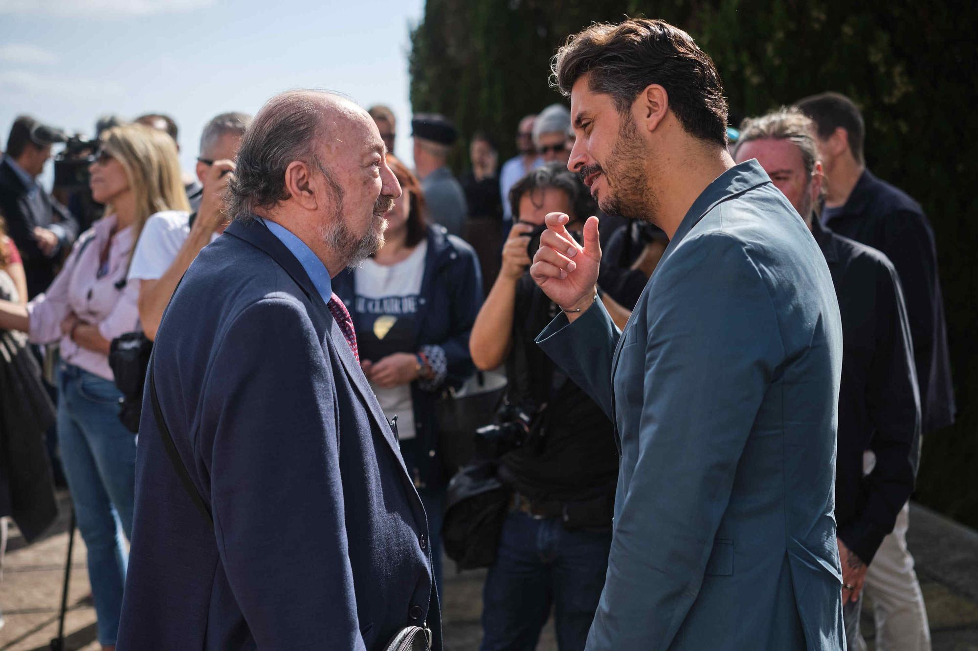 Entierro de los restos recuperados del físico Blas Cabrera Felipe en el cementerio de San Luis, La Laguna