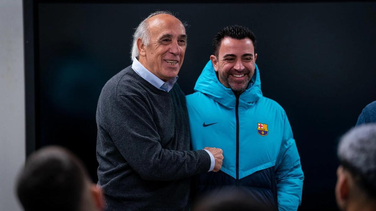 Asensi y Xavi Hernández