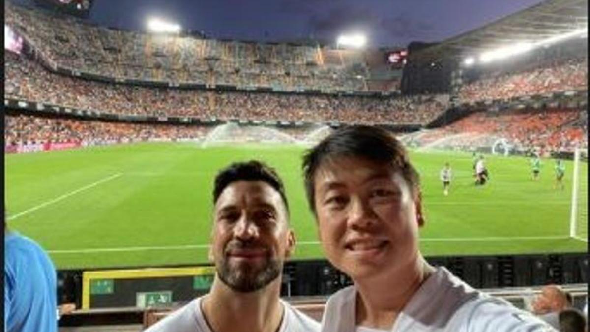 Sean Bai en Mestalla en Instagram