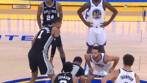 Steve Kerr demostró tener un gran sentido del humor con el salto más surrealista de la historia de la NBA