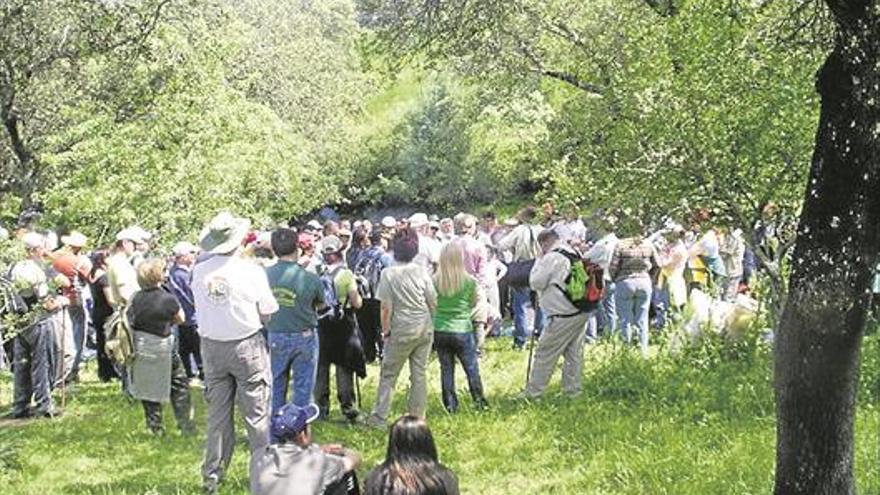 Un millar de personas reclamará recuperar los caminos públicos