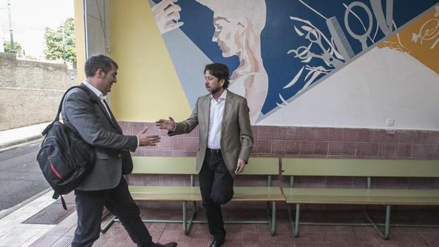 Clavijo y Alonso visitan un centro de FP en Tenerife