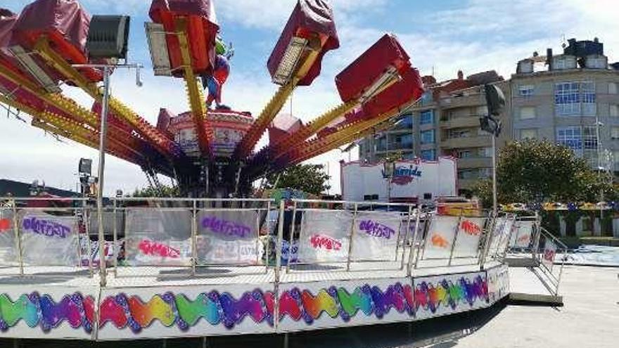 Una de las atracciones en el recinto de las fiestas.  // S.A