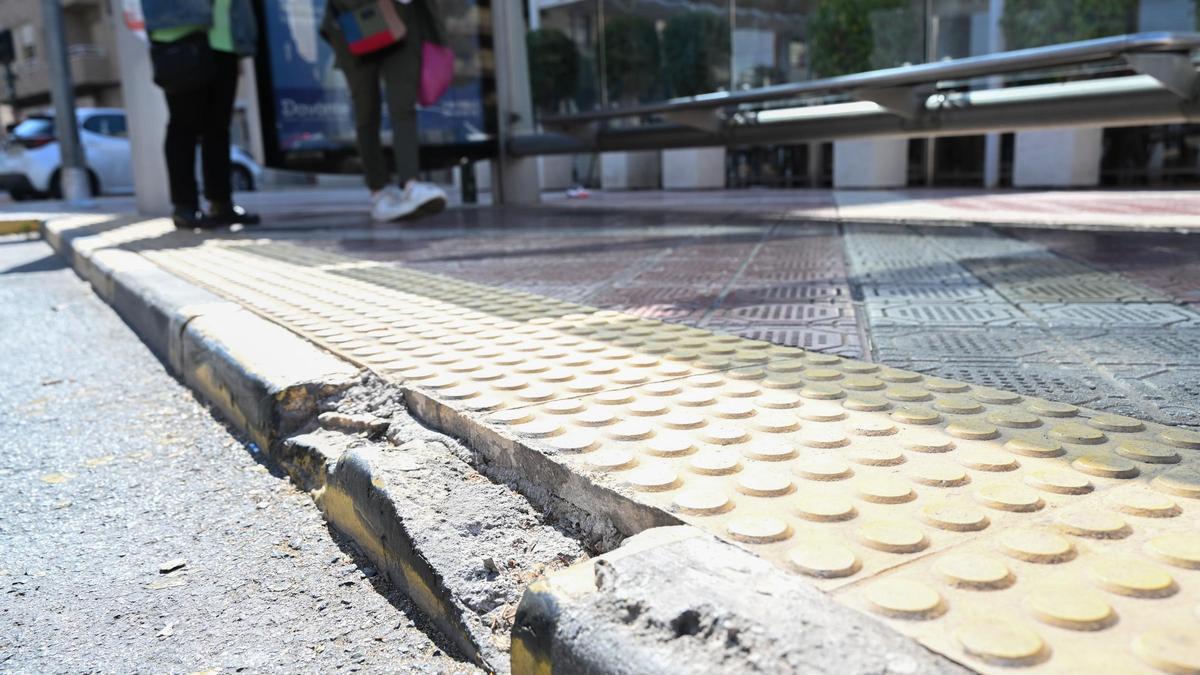 El Ayuntamiento de Elche va a invertir casi 600.000 euros en aceras: nuevo plan para Altabix, El Pla y Sector V