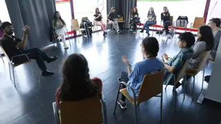 El Inglés se canta, actúa y juega en Avilés