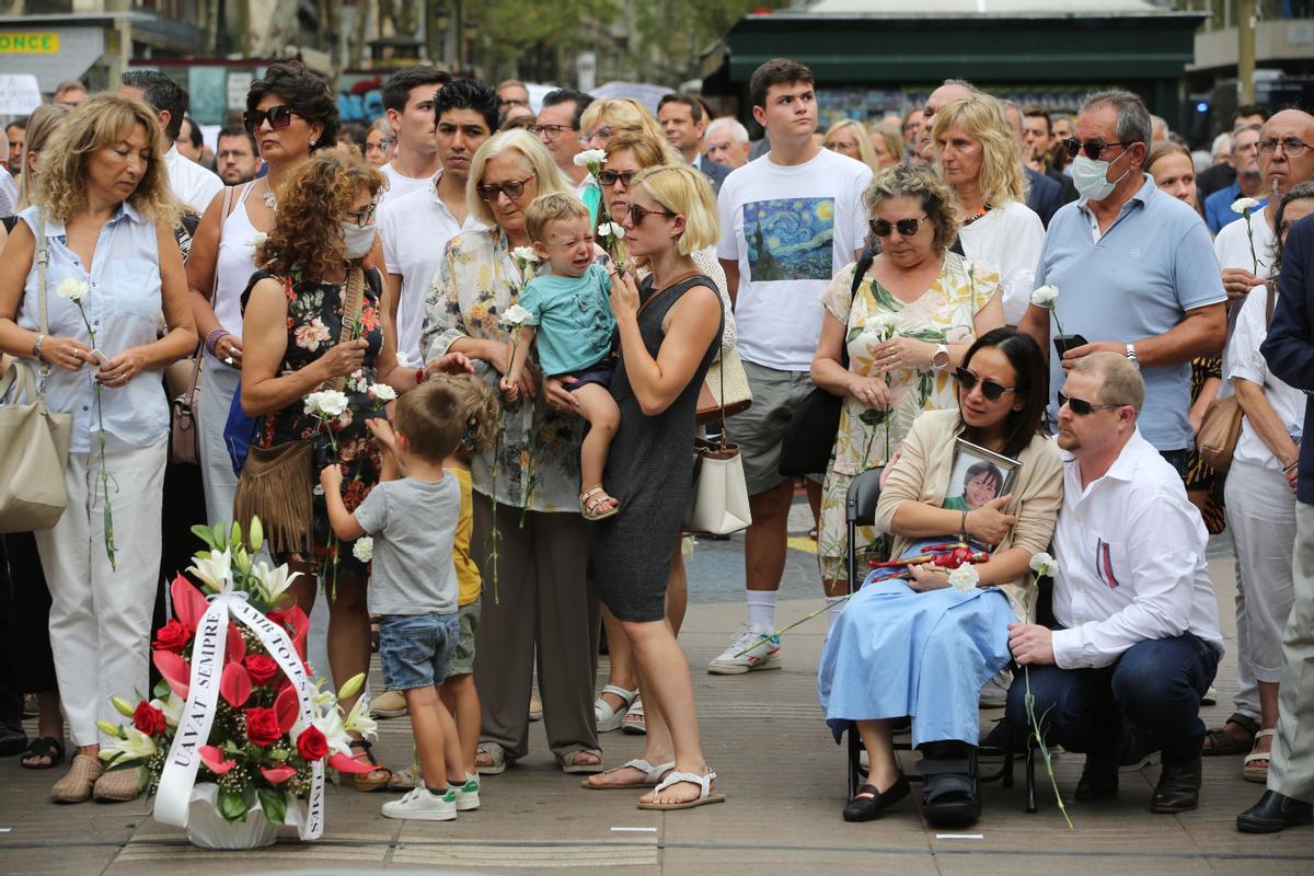 Homenaje a las víctimas del atentado del 17-A, en Barcelona