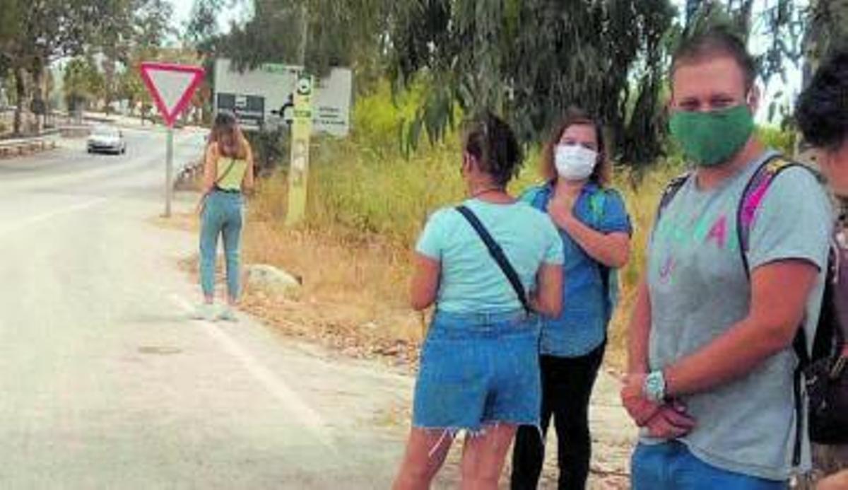 Esperar el autobús o un accidente