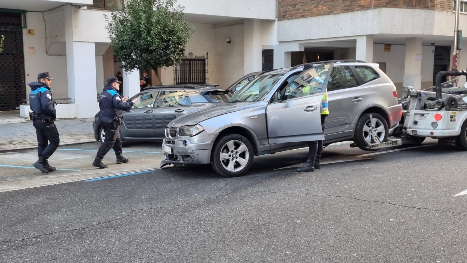 Un conductor se lleva por delante hasta cinco vehículos en Vigo