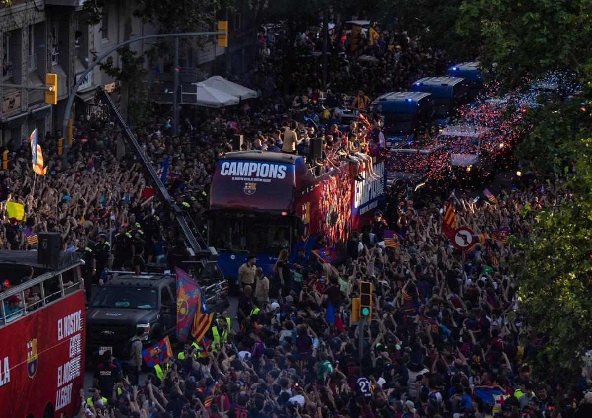 La rúa del Barça por las calles de Barcelona