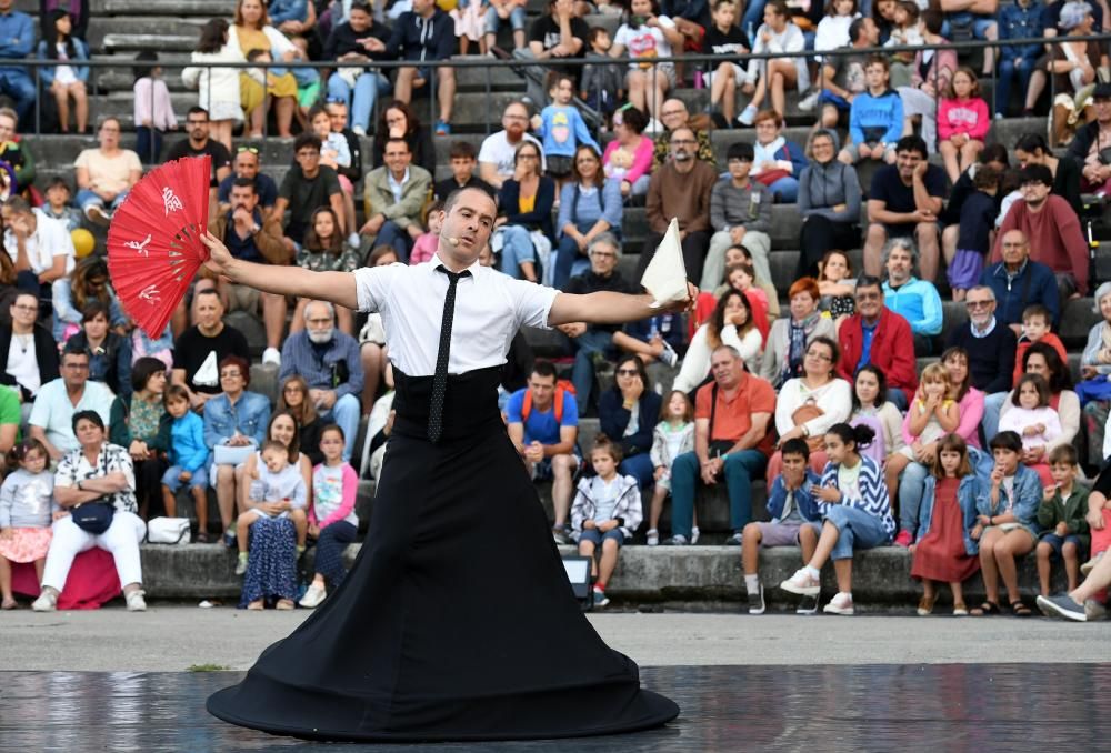 El festival continuará hoy con espectáculos en los jardines de Méndez Núñez y en el Obelisco.