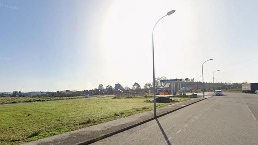 Betanzos concede licencia a una empresa de transportes para instalarse en Piadela