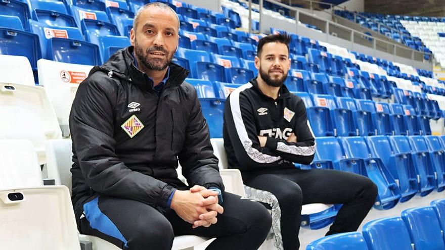 El técnico del Palma Futsal, Antonio Vadillo, junto al futbolista Marlon.