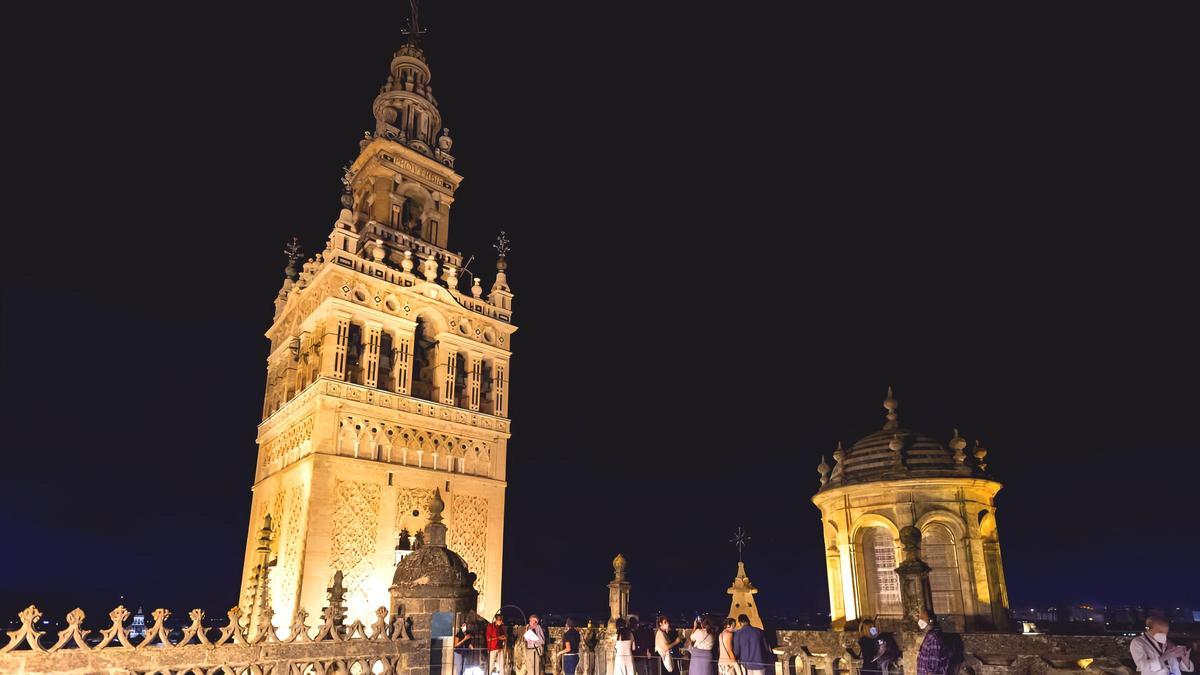 Visitas nocturnas desde las cubiertas de la Catedral de Sevilla