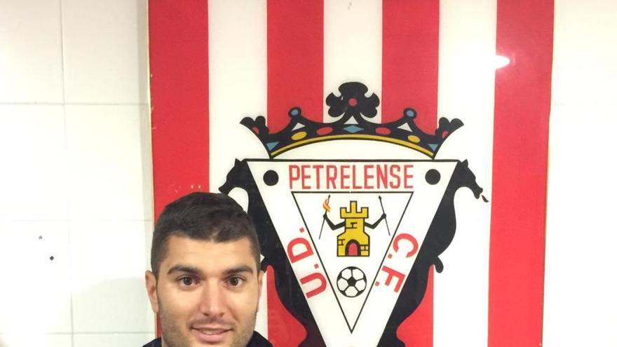 El nuevo técnico rojiblanco Jonathan Hernández.