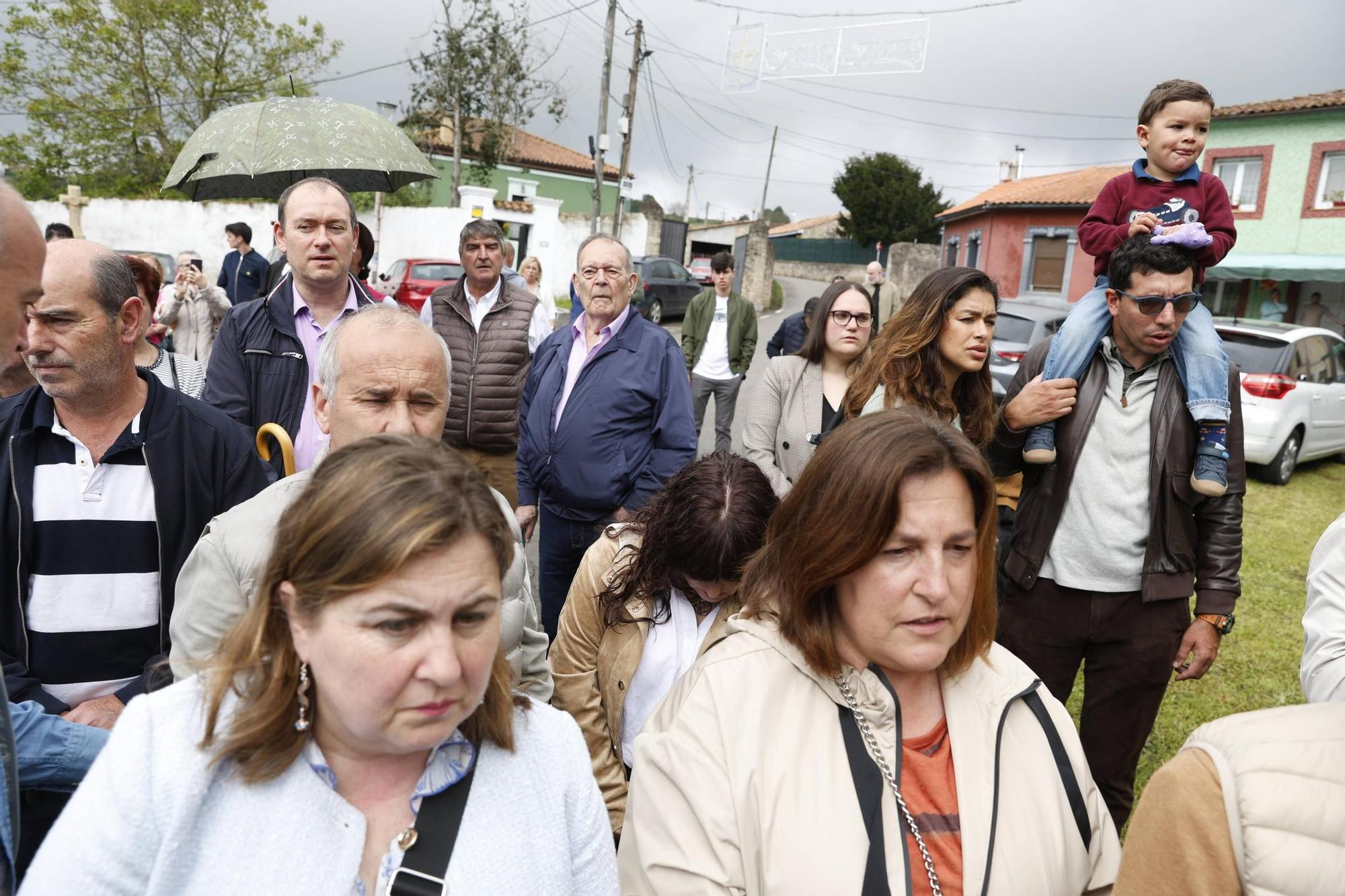 Monteana y Cenero lloran al joven fallecido en un fatal accidente de tráfico (en imágenes)