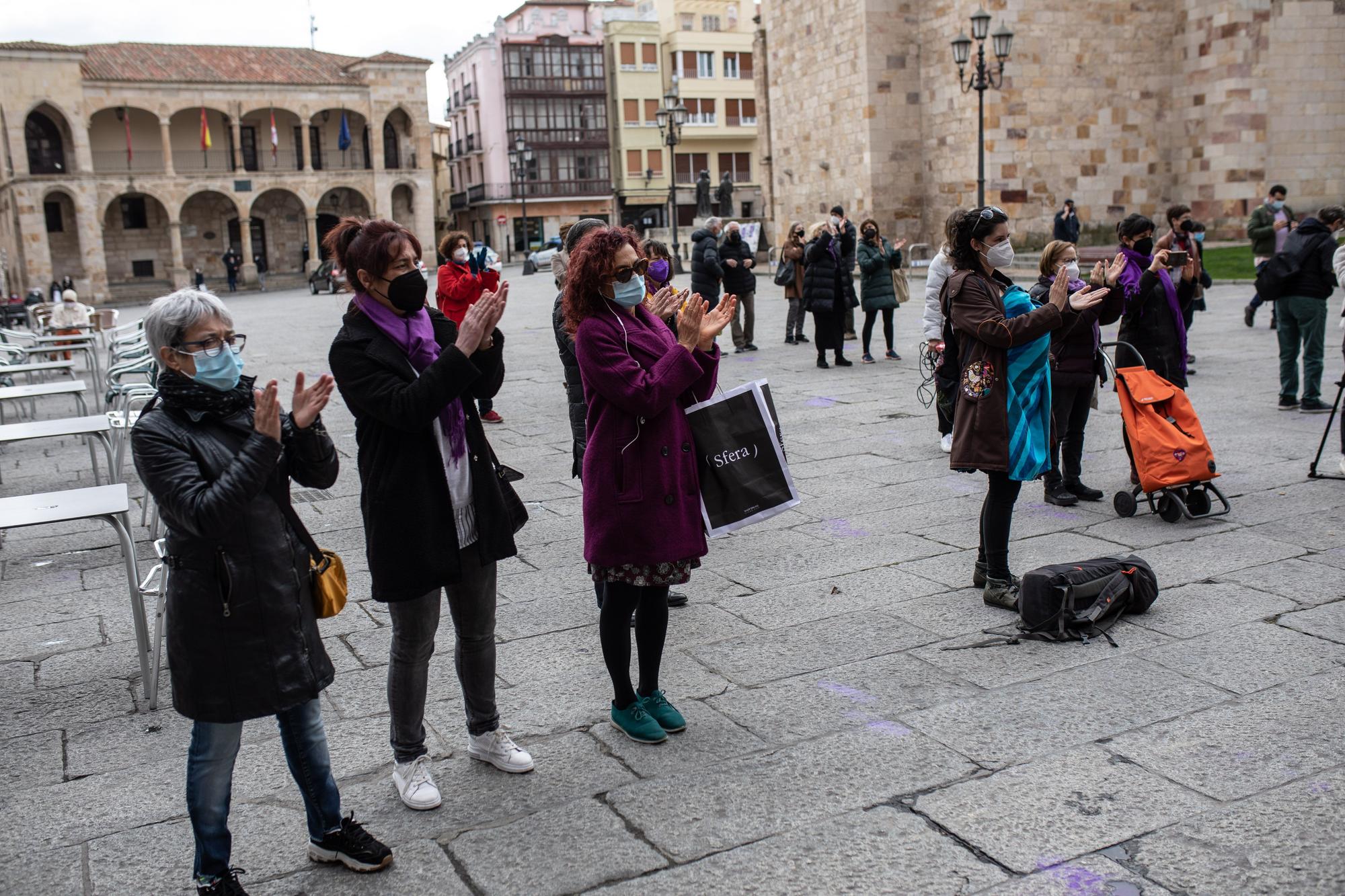 GALERÍA | Concentración de la Asamblea de Mujeres por el 8M en Zamora