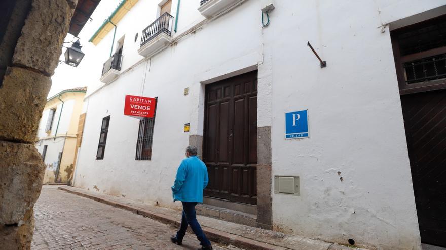 Córdoba tiene casi una treintena de hoteles a la venta en la provincia