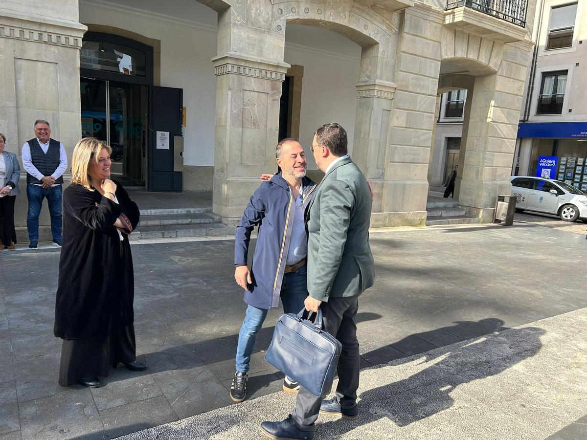La visita del Gobierno asturiano a Siero, en imágenes La visita del Gobierno asturiano a Siero, en imágenes