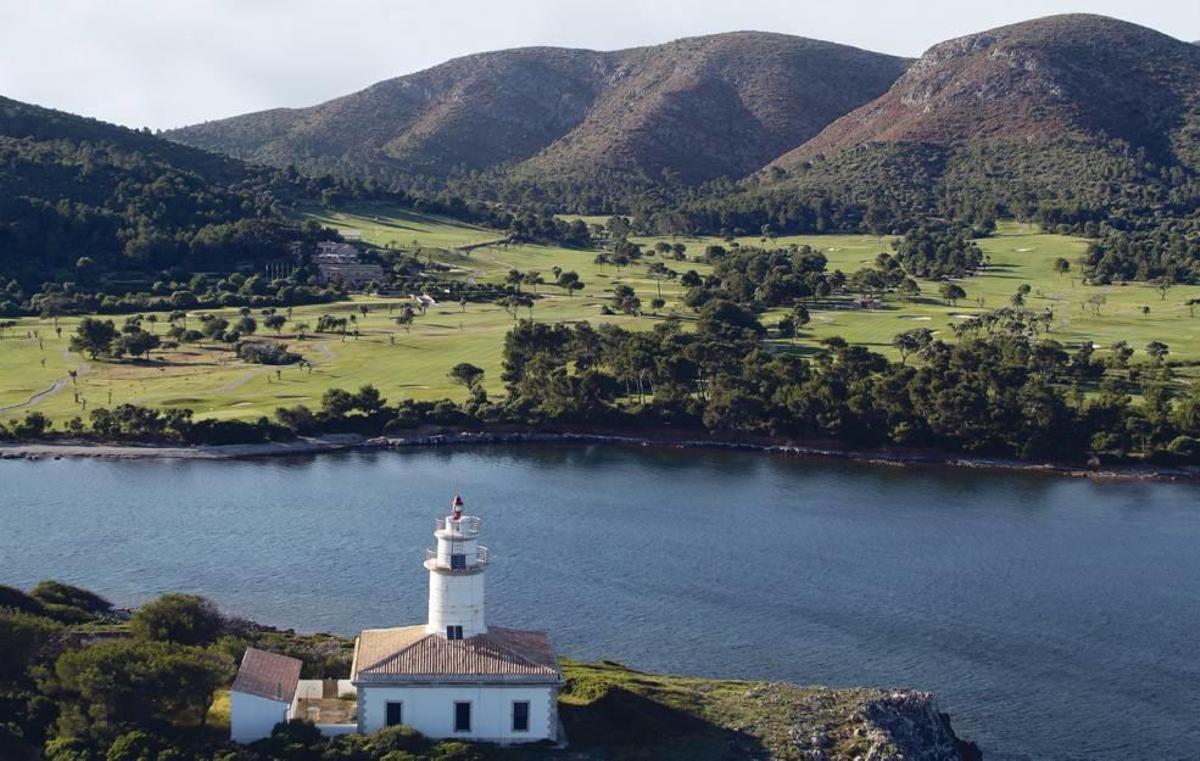 El golf de Alcanada compra agua desalada para regar desde el año 2014.